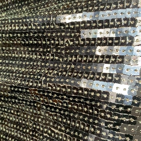 Melanie Lyne navy sequin pull-on skirt. Size 10 - Picture 3 of 5